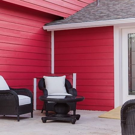 Red Velvet Inn Navasota Ngoại thất bức ảnh
